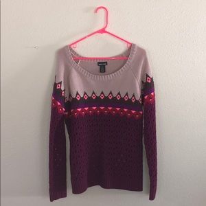 Patterned sweatshirt